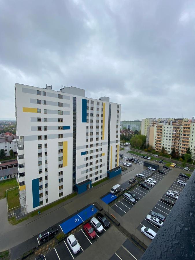 Apartment Magia Z Bezplatnym Parkingiem I Klimatyzacja Rzeszow